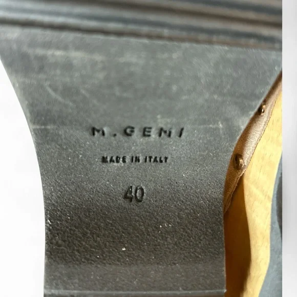 M. Gemi Women’s Cream Mule, Suede . Wooden Sole.  
Size EU 40. US 9
NWOB - Picture 6 of 6